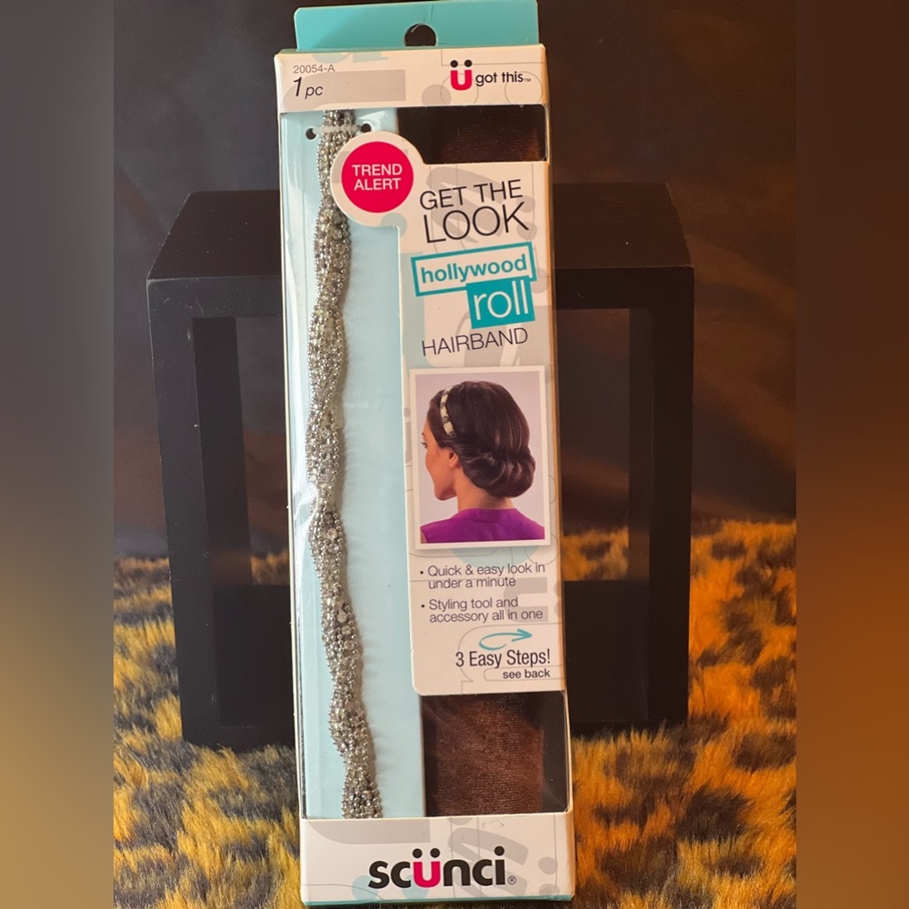 Scunci  Jeweled Hollywood Roll Hairband